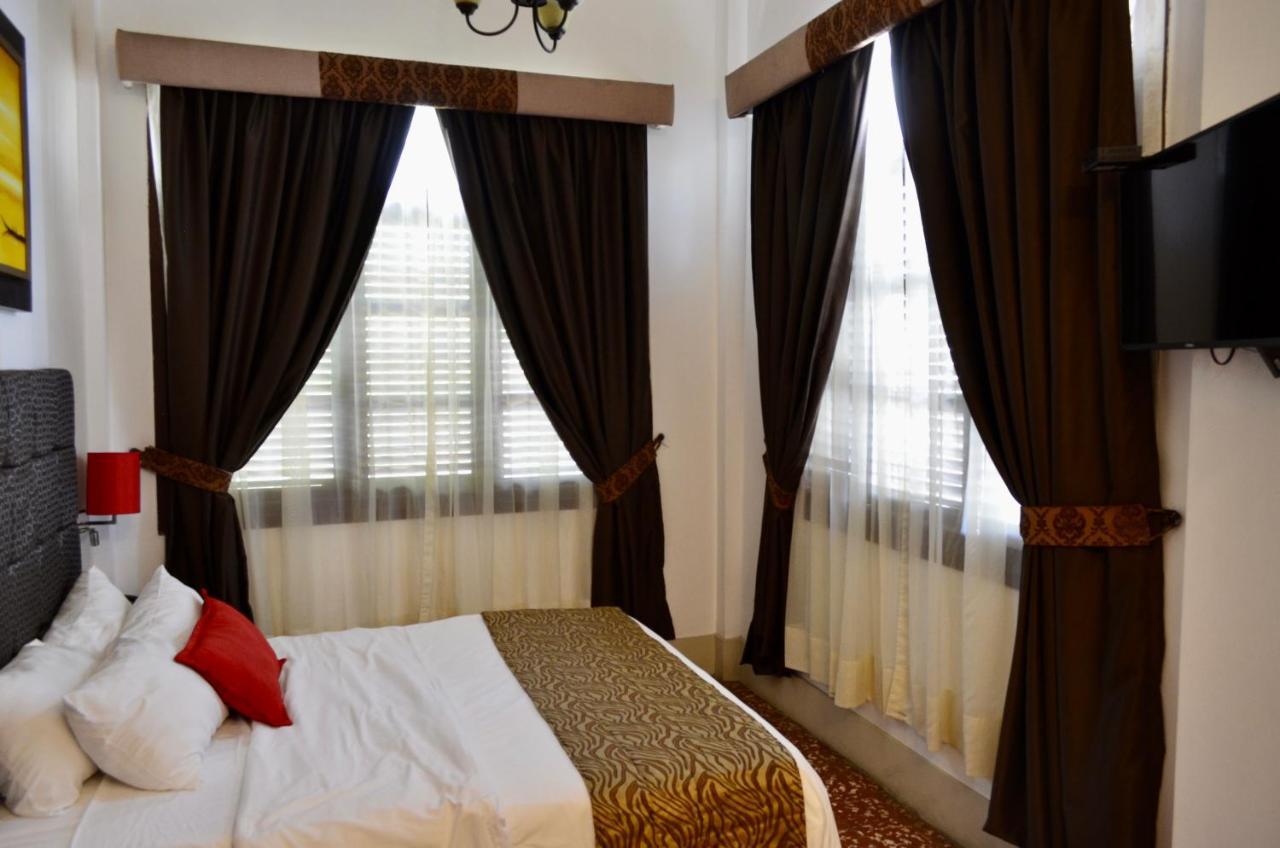 Hotel Patrimonial By Greenfield กวายากิล ภายนอก รูปภาพ